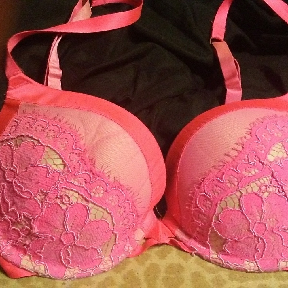 VS Pink Bra